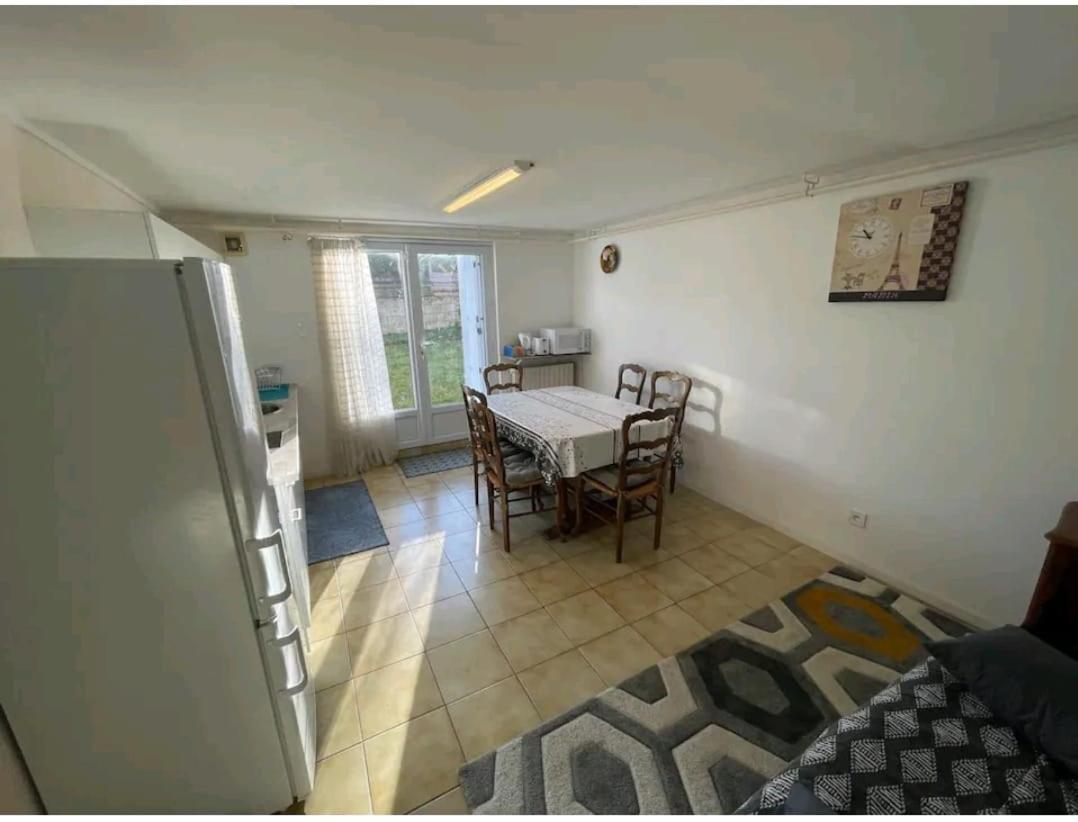 -Comme A La Maison- Jardin, Veranda, Ideal Familles Et Business Ниор Екстериор снимка